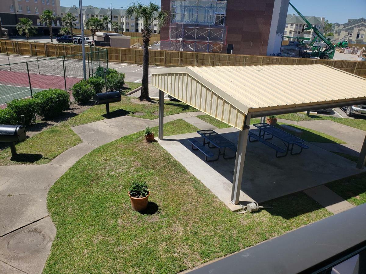 The Victorian Condo/Hotel Galveston Bagian luar foto